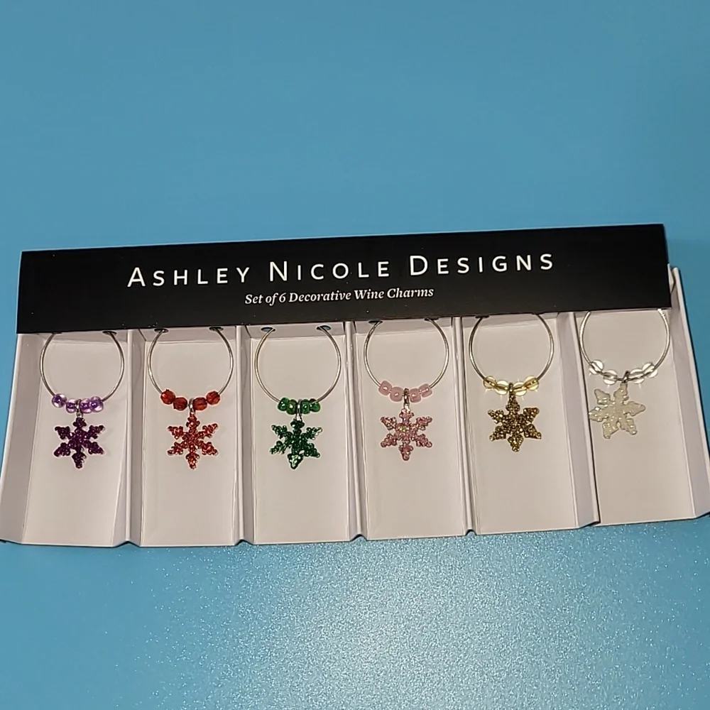 ASHLEY NICOLE WINE GLASS CHARMS